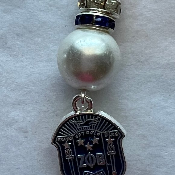 Zeta Phi Beta Pearl Shield Earrings - Picture 6 of 8